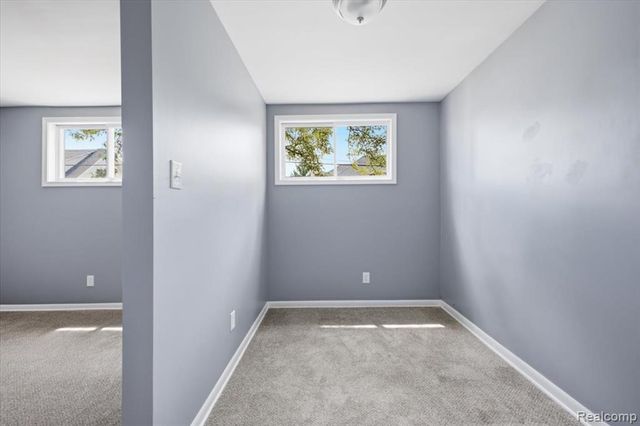 2601 Belmont Street, Hamtramck, MI 48212