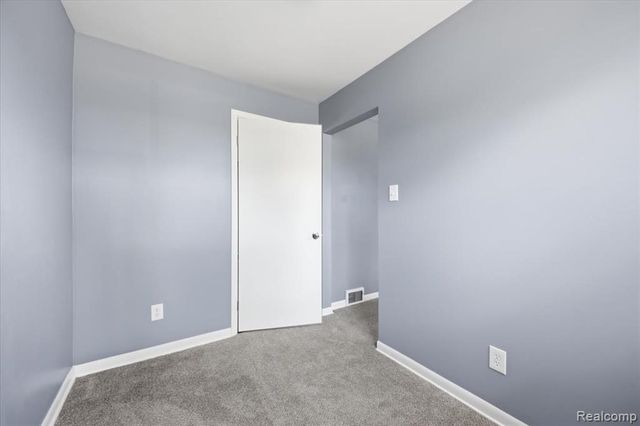 2601 Belmont Street, Hamtramck, MI 48212