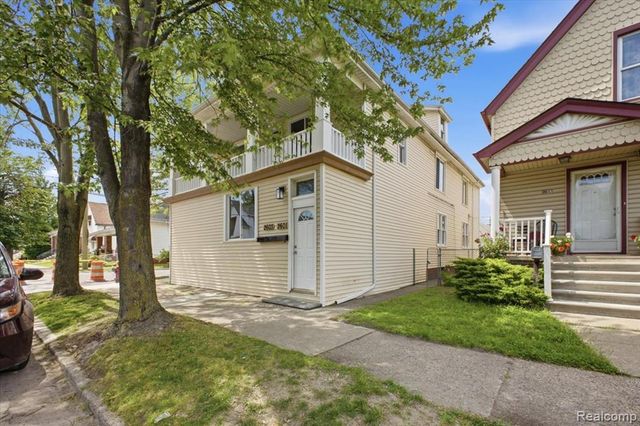 2601 Belmont Street, Hamtramck, MI 48212