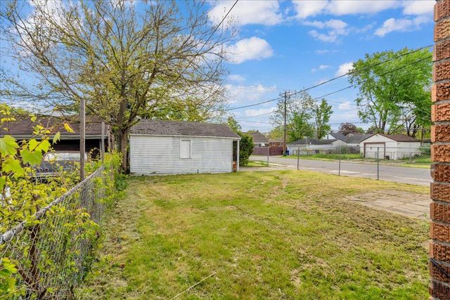 7600 Penrod Street, Detroit, MI 48228