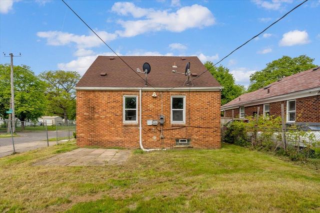 7600 Penrod Street, Detroit, MI 48228