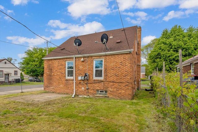 7600 Penrod Street, Detroit, MI 48228