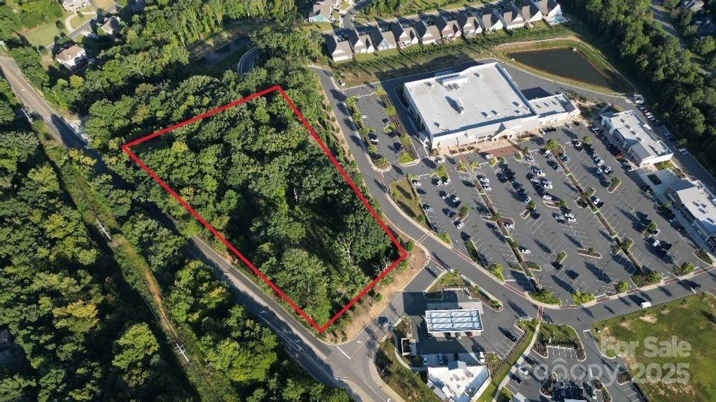 8219 New Town Road, Waxhaw, NC 28173