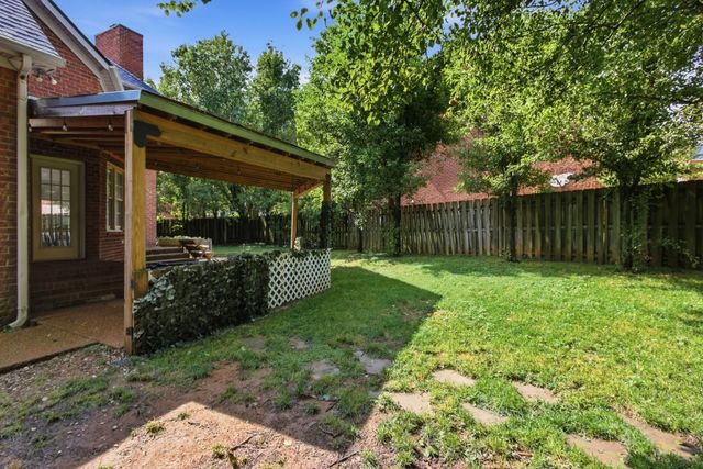 420 Chamberlain Park Ln, Franklin, TN 37069