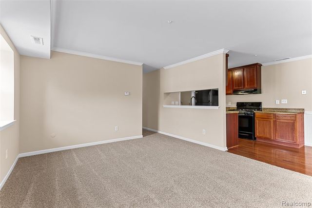2260 N Hix Road, Westland, MI 48185