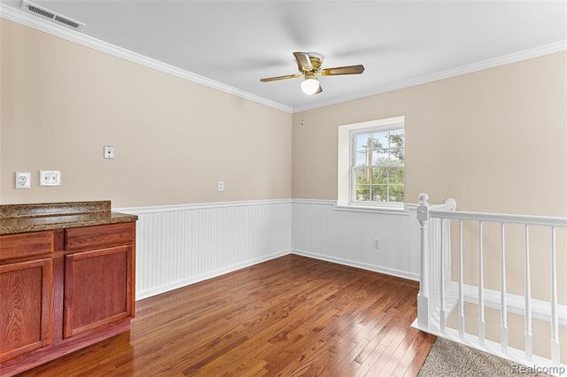 2260 N Hix Road, Westland, MI 48185