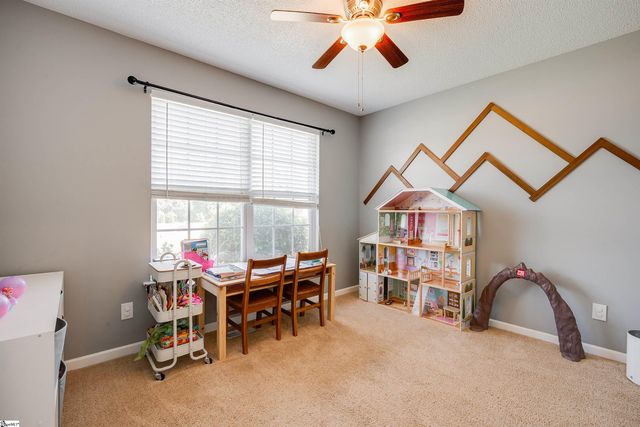 163 Summer Lady Lane, Boiling Springs, SC 29316