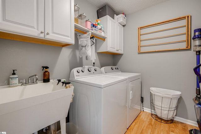 163 Summer Lady Lane, Boiling Springs, SC 29316