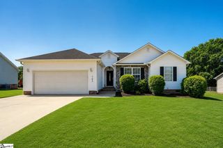 163 Summer Lady Lane, Boiling Springs, SC 29316