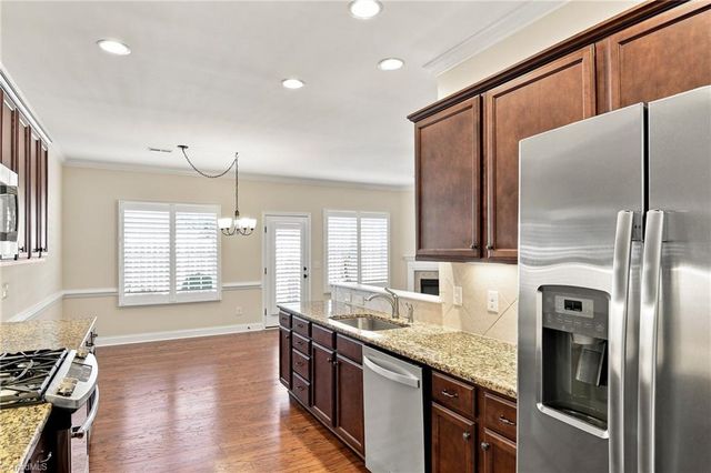 225 Collingswood Drive, Winston-salem, NC 27127