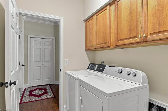 225 Collingswood Drive, Winston-salem, NC 27127