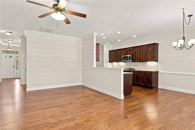 225 Collingswood Drive, Winston-salem, NC 27127