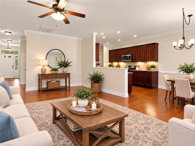 225 Collingswood Drive, Winston-salem, NC 27127