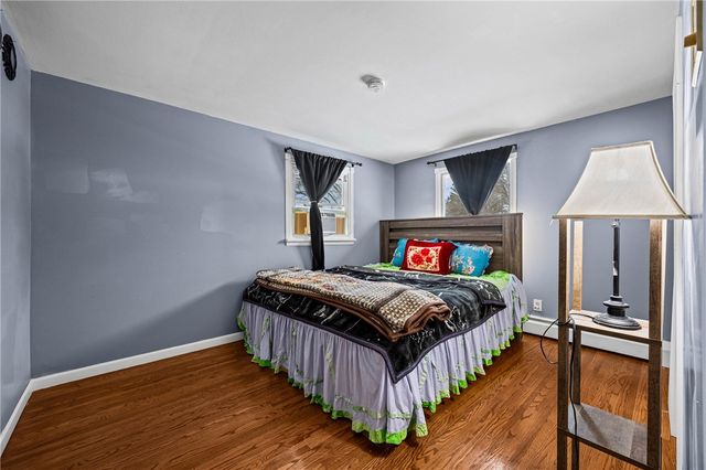 208 Mount Ridge Circle, Greece, NY 14616