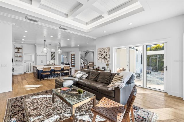 951 S BAYSHORE BOULEVARD, Safety Harbor, FL 34695