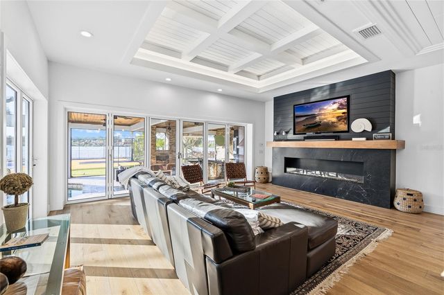 951 S BAYSHORE BOULEVARD, Safety Harbor, FL 34695