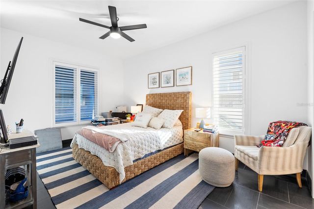 951 S BAYSHORE BOULEVARD, Safety Harbor, FL 34695