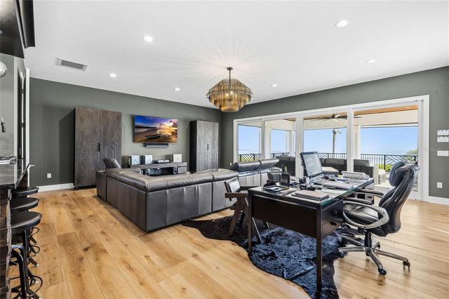 951 S BAYSHORE BOULEVARD, Safety Harbor, FL 34695