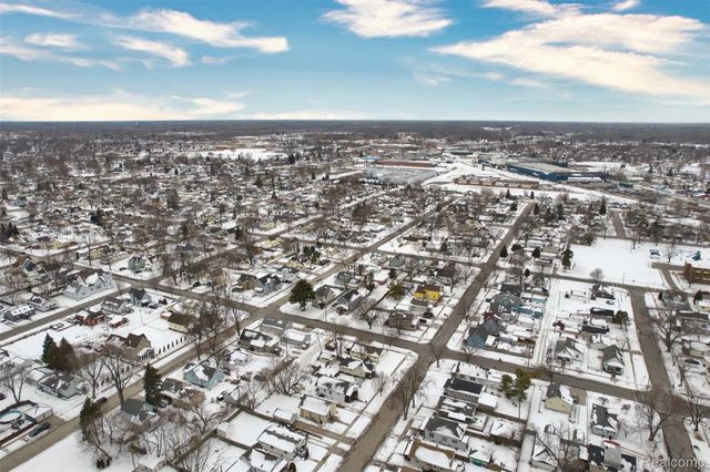 1134 Water Street, Port Huron, MI 48060