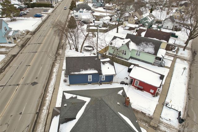 1134 Water Street, Port Huron, MI 48060