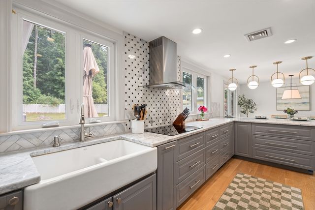 57 Marlboro Road, Sudbury, MA 01776