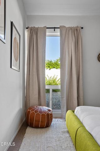 795 E Racquet Club Road, Palm Springs, CA 92262