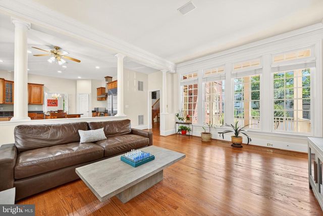 9860 PALACE GREEN WAY, Vienna, VA 22181