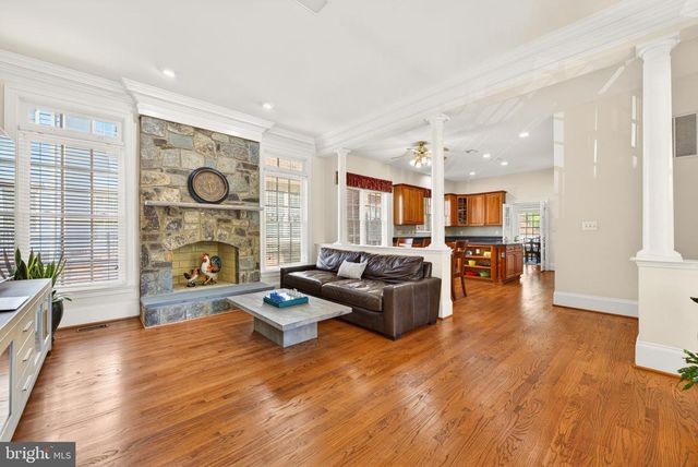 9860 PALACE GREEN WAY, Vienna, VA 22181
