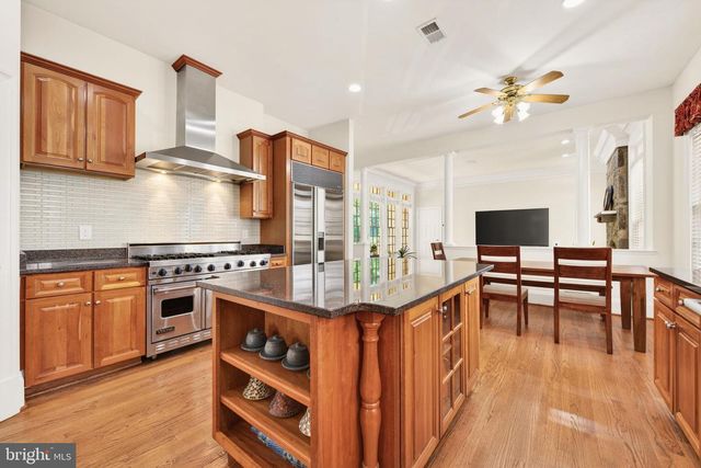 9860 PALACE GREEN WAY, Vienna, VA 22181