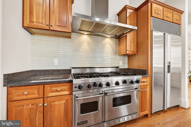9860 PALACE GREEN WAY, Vienna, VA 22181