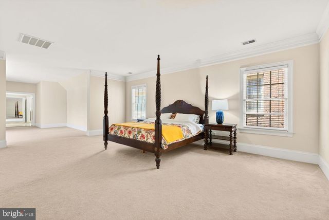 9860 PALACE GREEN WAY, Vienna, VA 22181