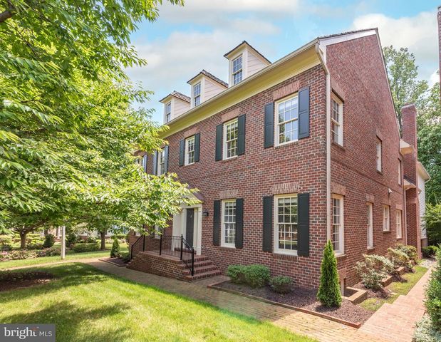 9860 PALACE GREEN WAY, Vienna, VA 22181