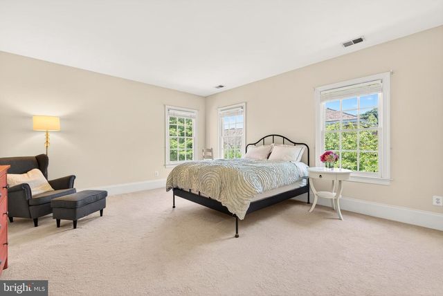 9860 PALACE GREEN WAY, Vienna, VA 22181