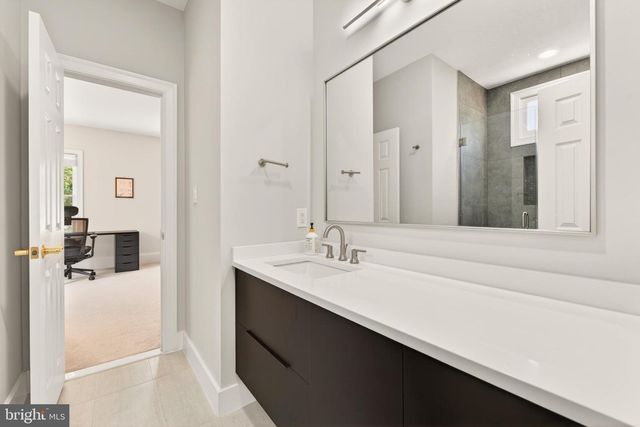 9860 PALACE GREEN WAY, Vienna, VA 22181