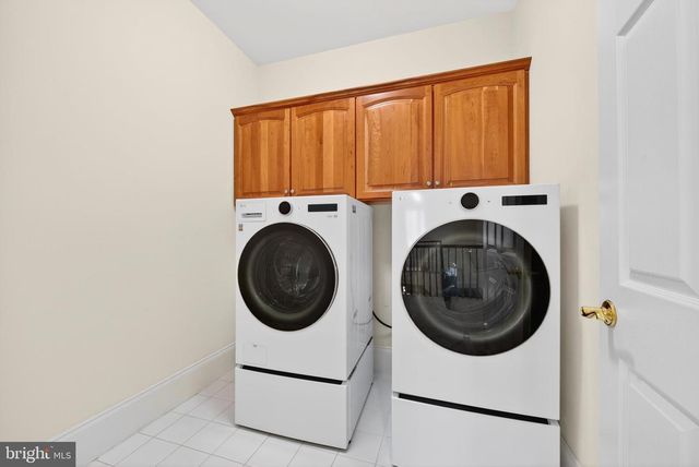 9860 PALACE GREEN WAY, Vienna, VA 22181
