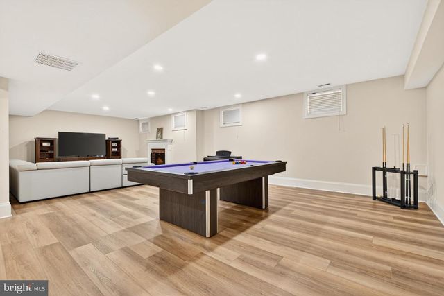 9860 PALACE GREEN WAY, Vienna, VA 22181