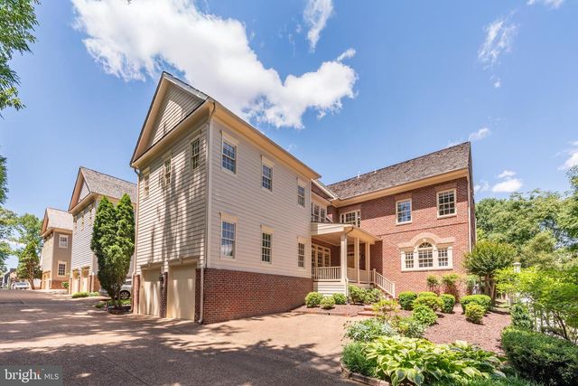 9860 PALACE GREEN WAY, Vienna, VA 22181