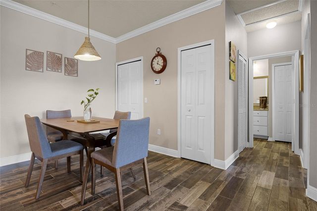 430 SOUTHERN PECAN CIRCLE 207, Winter Garden, FL 34787