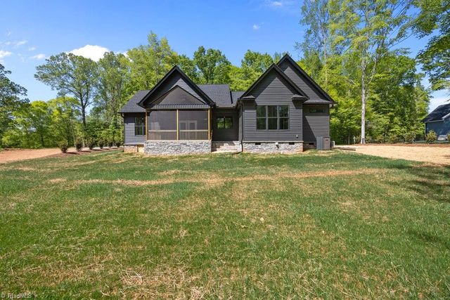 151 Lake Drive 6, Lexington, NC 27292