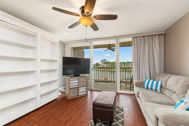 12600 Melville Drive 326, Montgomery, TX 77356