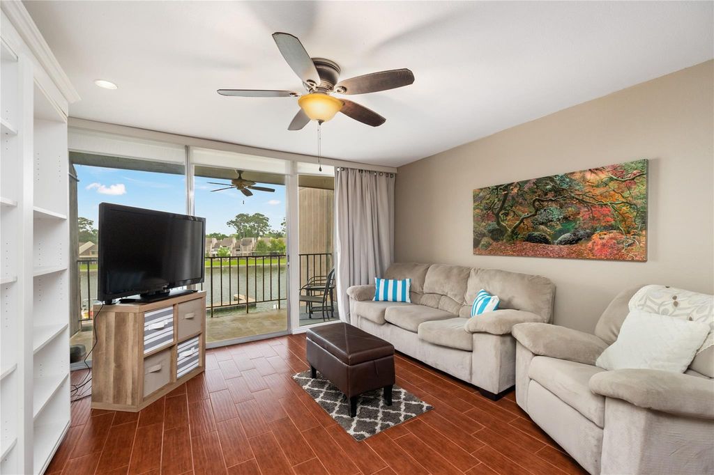 12600 Melville Drive 326, Montgomery, TX 77356