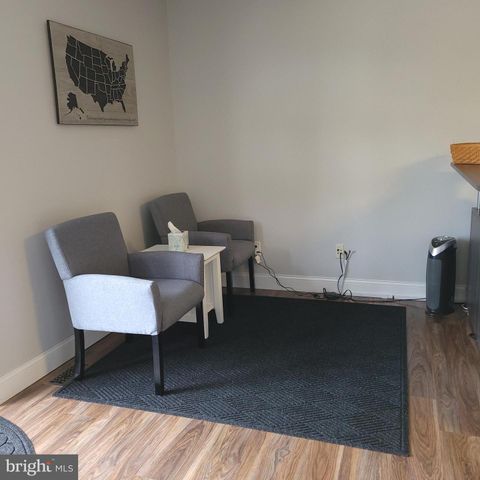 402 S MAIN ST, Williamstown, NJ 08094