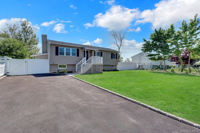 3107 Gull Avenue, Medford, NY 11763