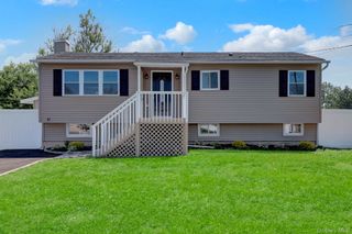 3107 Gull Avenue, Medford, NY 11763