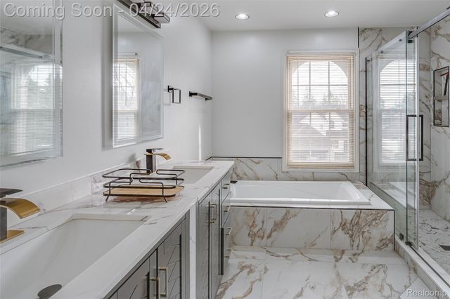 43470 Algonquin Drive, Novi, MI 48375