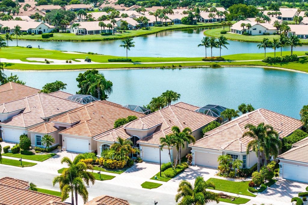 6959 Fairway Lakes Drive, Boynton Beach, FL 33472