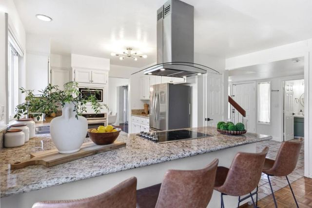 799 Pitcairn Drive, Foster City, CA 94404