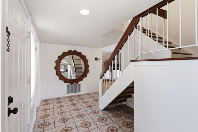 799 Pitcairn Drive, Foster City, CA 94404
