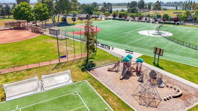 799 Pitcairn Drive, Foster City, CA 94404