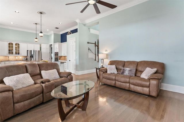 1641 EDGEWATER DRIVE, Mount Dora, FL 32757